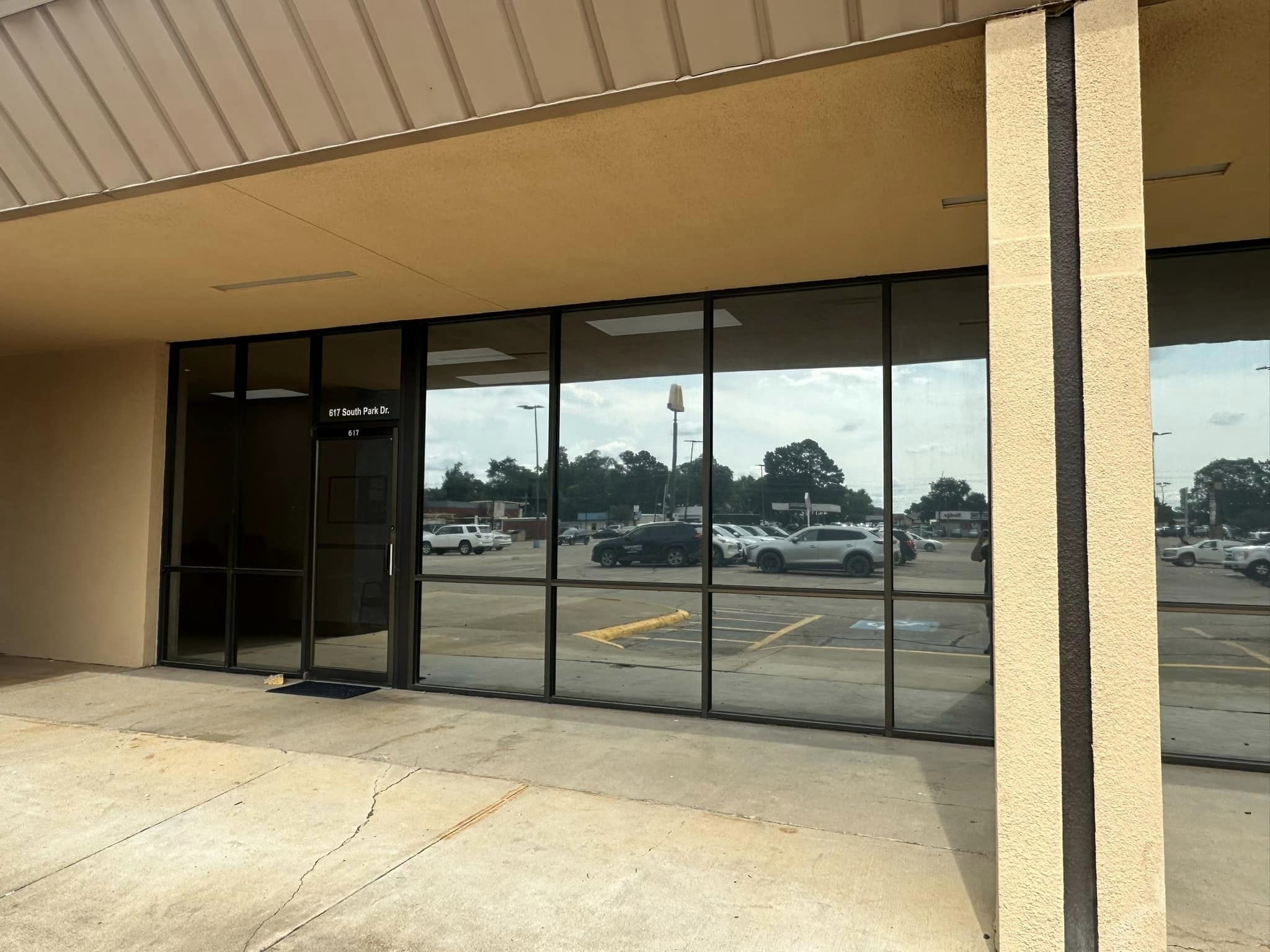 Commercial Window Tinting (4)